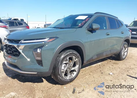 2025 Chevrolet Trax Fwd Lt z USA, uszkodzony, nr VIN KL77LHEP8SC170647